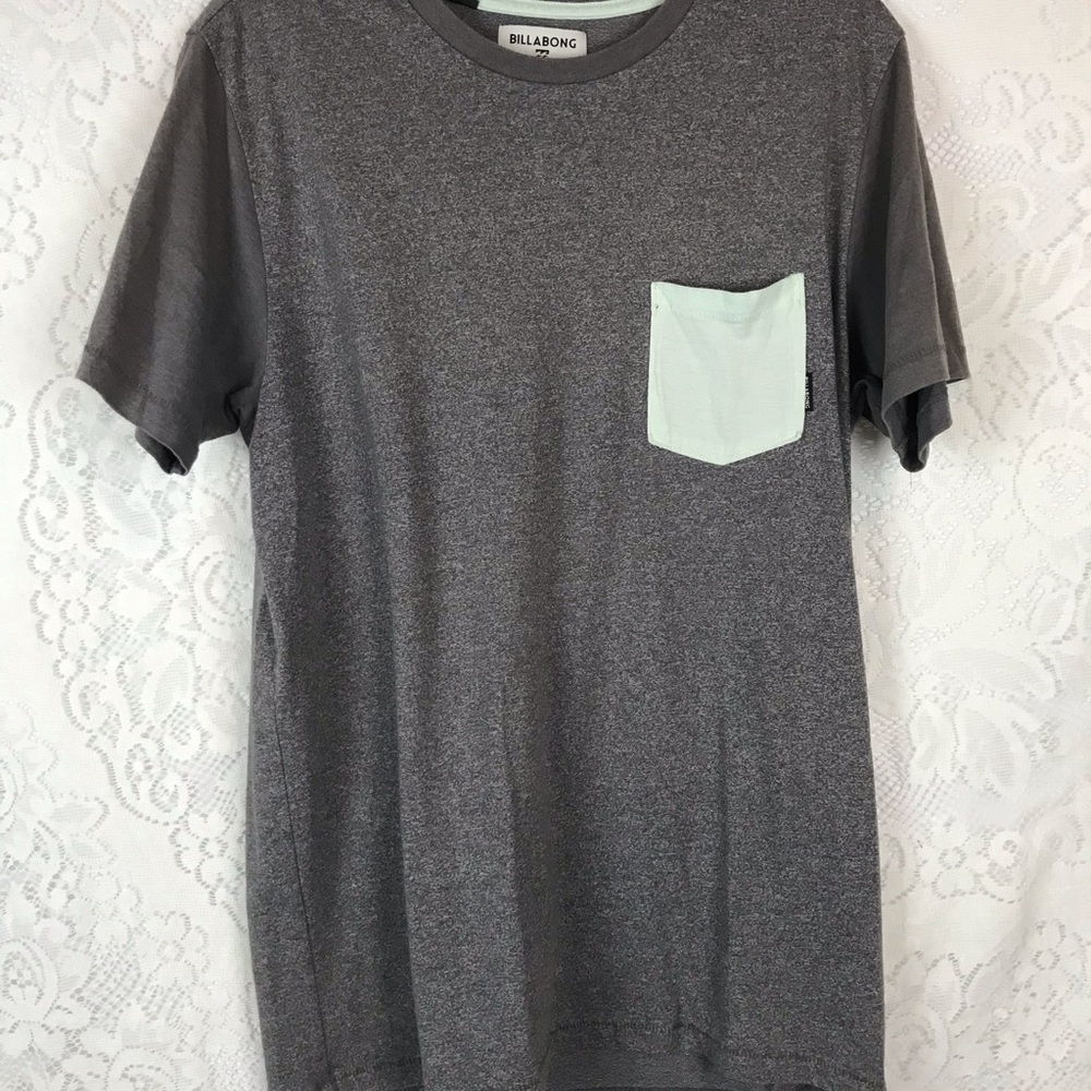 Billabong color block Gray and blue tee M01007